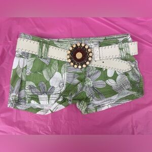 LOW RISE Z.Co JEANS Green Floral Shorts size 1 JUNIORS